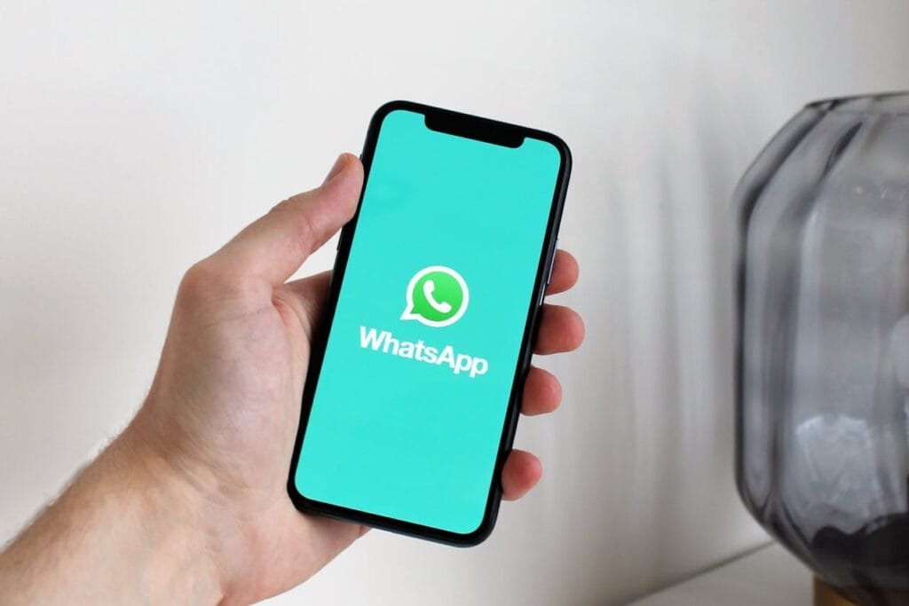 Cara Buka WhatsApp Web di HP Tanpa PC – Panduan mengakses WA Web langsung dari browser HP untuk kemudahan chat.