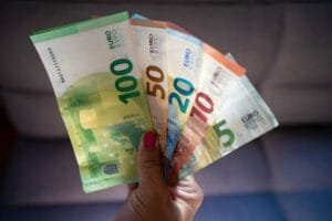 1000 Euro to INR Conversion Rate Today, 100 Euro to INR, 1 Euro to INR